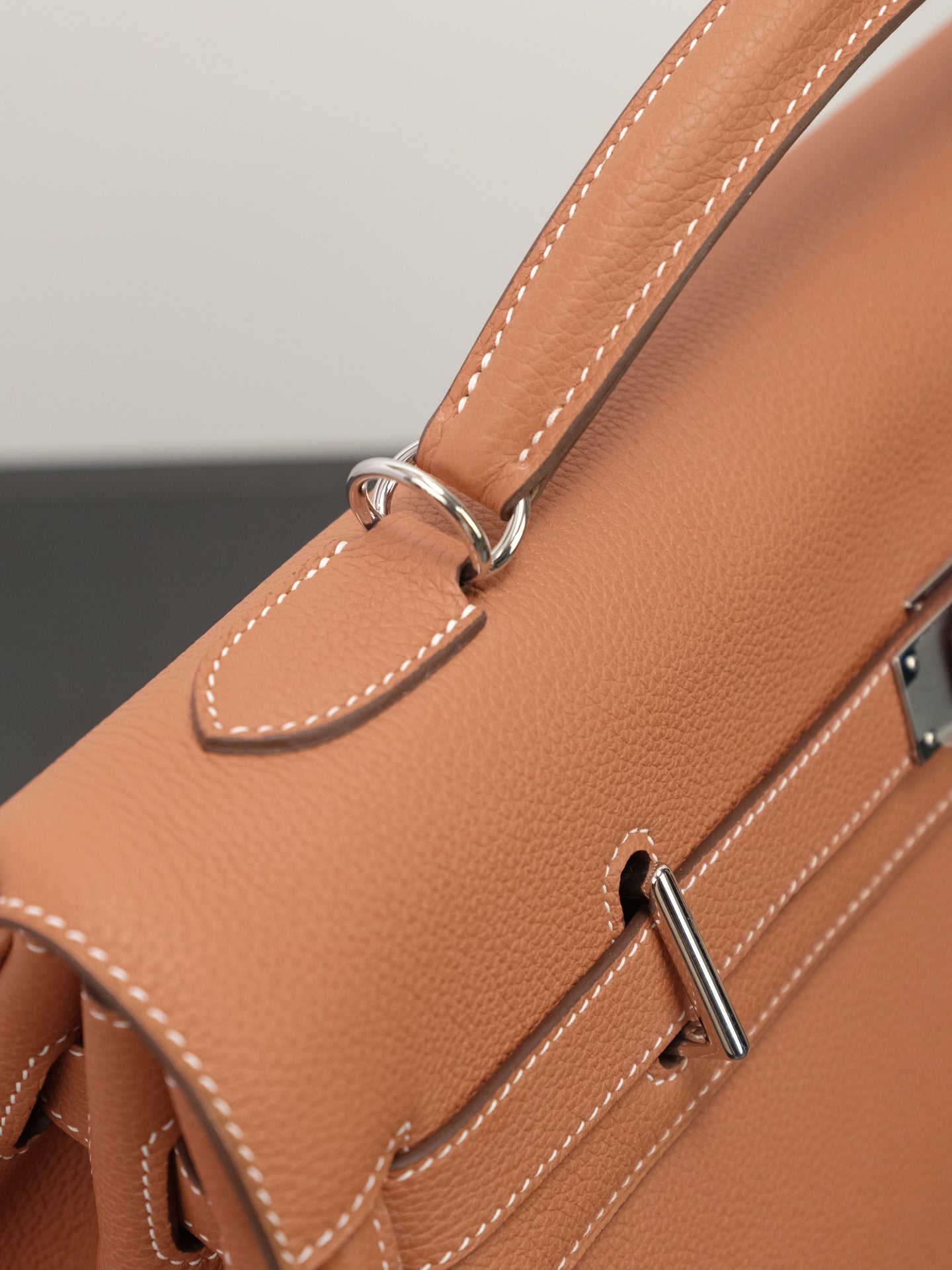 Hermes 2026 Maxi Kelly 42cm Bag Golden Brown Togo Leather 284501