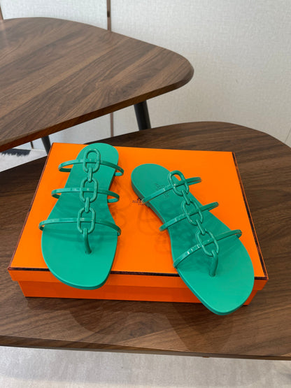 HM 26ss Pig Nose Sandals Green Rubber 624768
