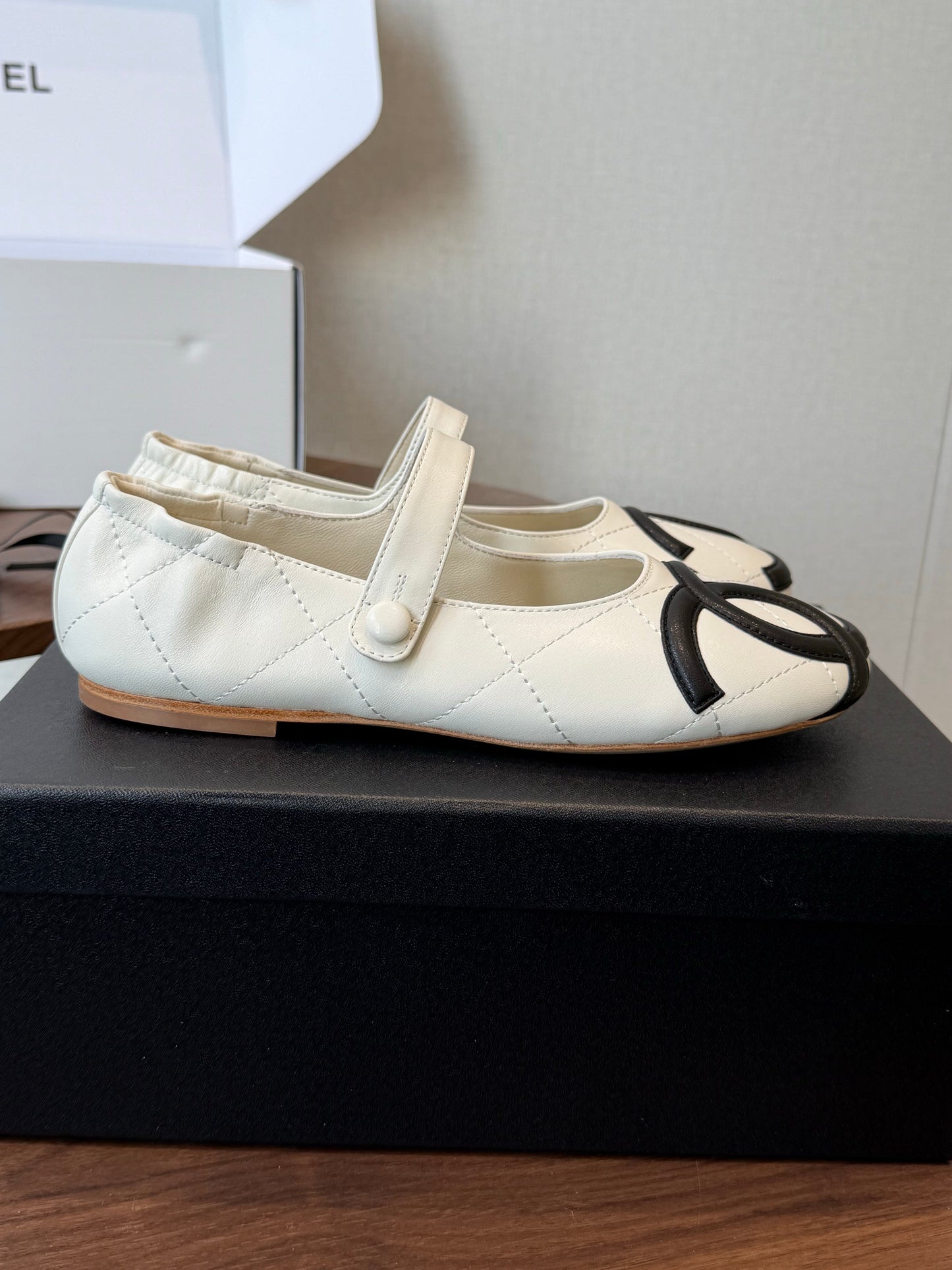 Chanel 2026 Ballet Flats Sheepskin 833983