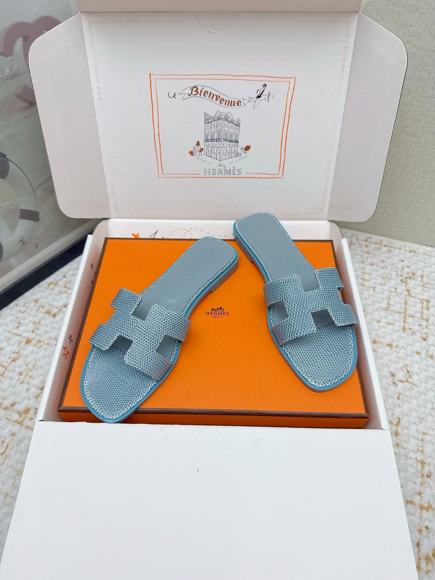 HM 26ss Oran Sandals Blue Cowhide 625042