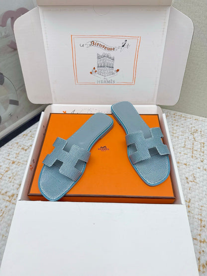 HM 26ss Oran Sandals Blue Cowhide 625042