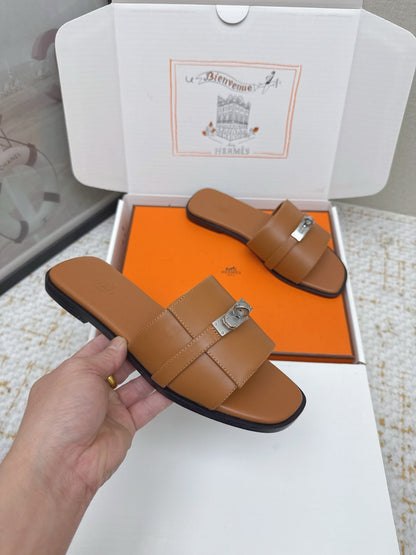 HM 26ss Oasis Sandals Brown Sheepskin Sliver Buckle 625166