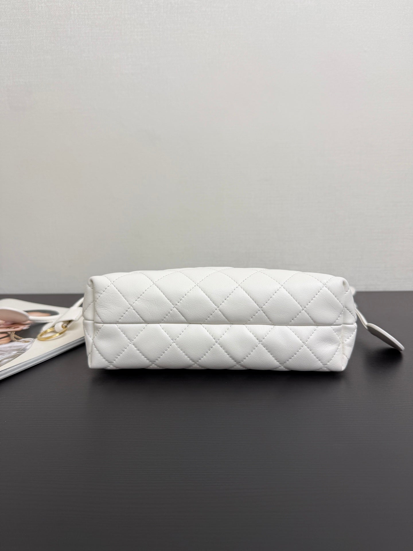 Chanel 2026 Lucky Bag 22cm White Sheepskin