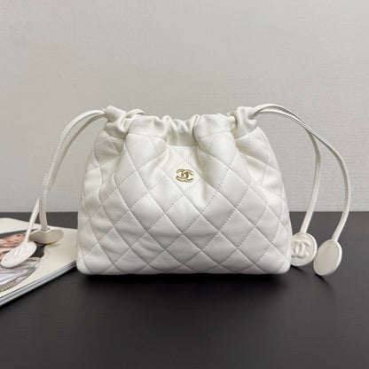 Chanel 2026 Lucky Bag 22cm White Sheepskin