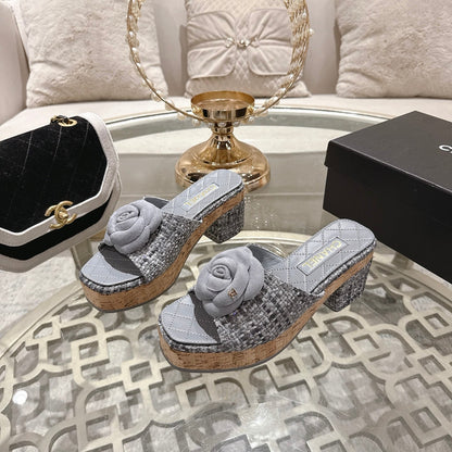 CC 26s Camellia Platform Slippers 65 Light Blue Grey Tweed Leather 627056