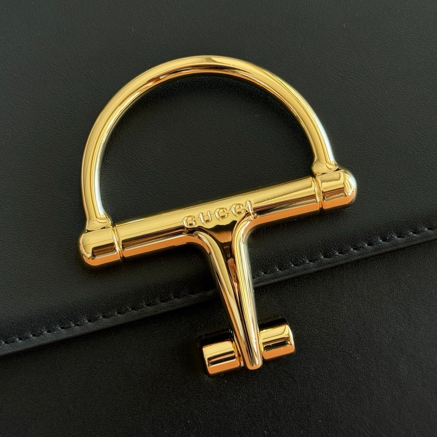 Gucci 2026 Siena Bag 25.5cm Black Gold Leather 277145
