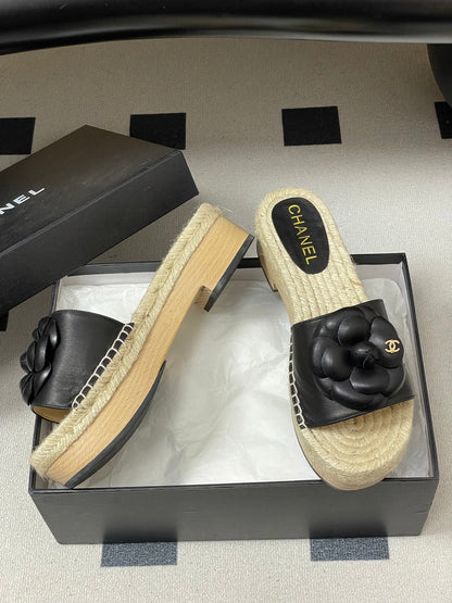 CC 26s Camellia Slippers Beige Black Rope Smooth Leather 649402