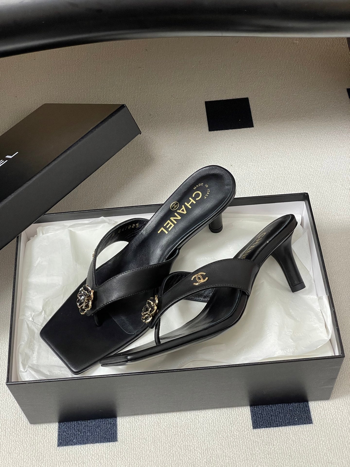 Chanel 2026 Square Toe Slingback Sandals Cowhide Sheepskin 834729