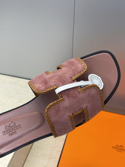 HM 26ss Oran Sandals Pinkish Brown Suede Calfskin 607251
